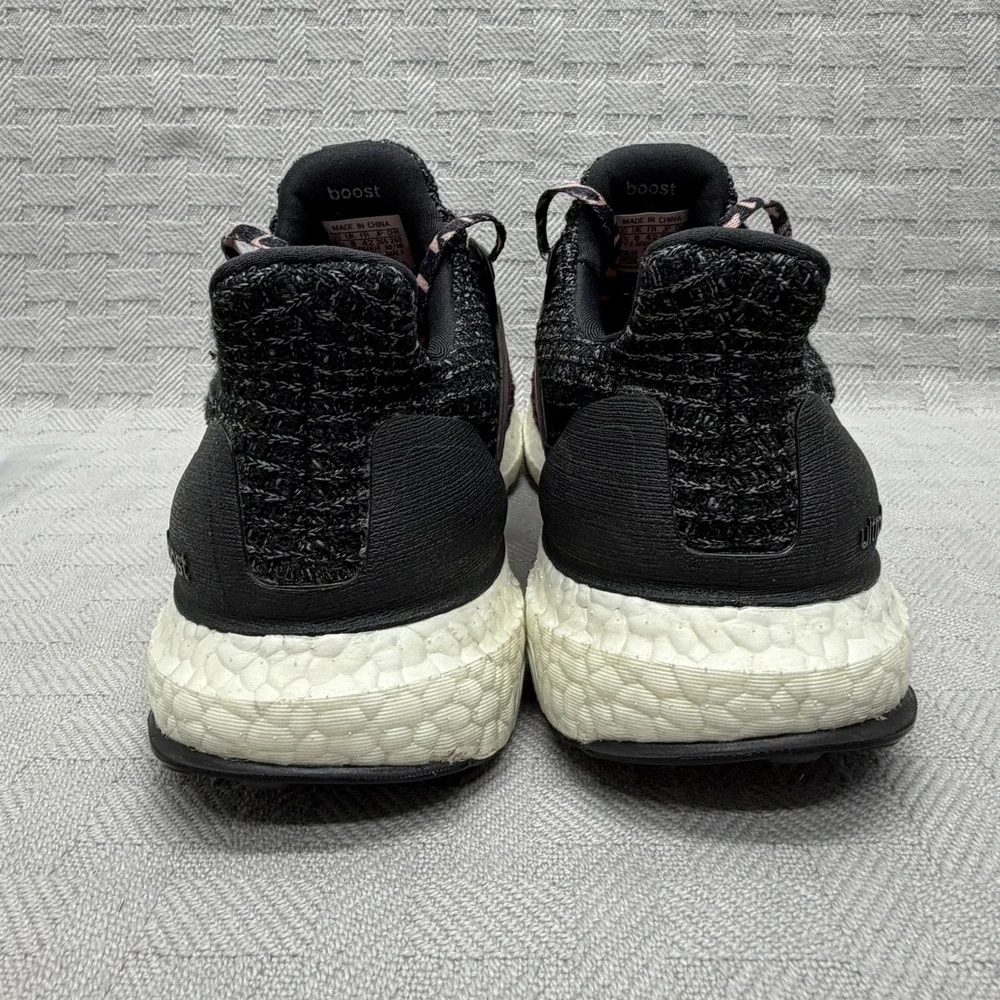 Adidas Ultra Boost‎ Shoes Mens Size 8.5 Black Low Top Running Sneakers F35231
